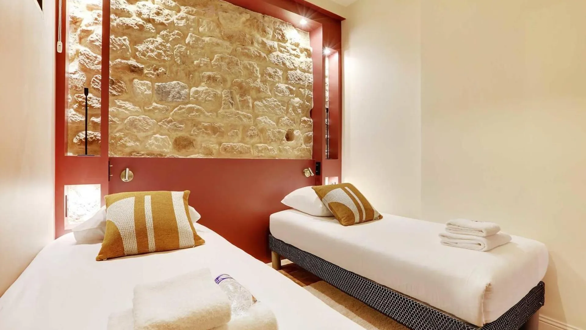 One-Of-A-Kind Spacious Home In Le Marais Παρίσι 0*,