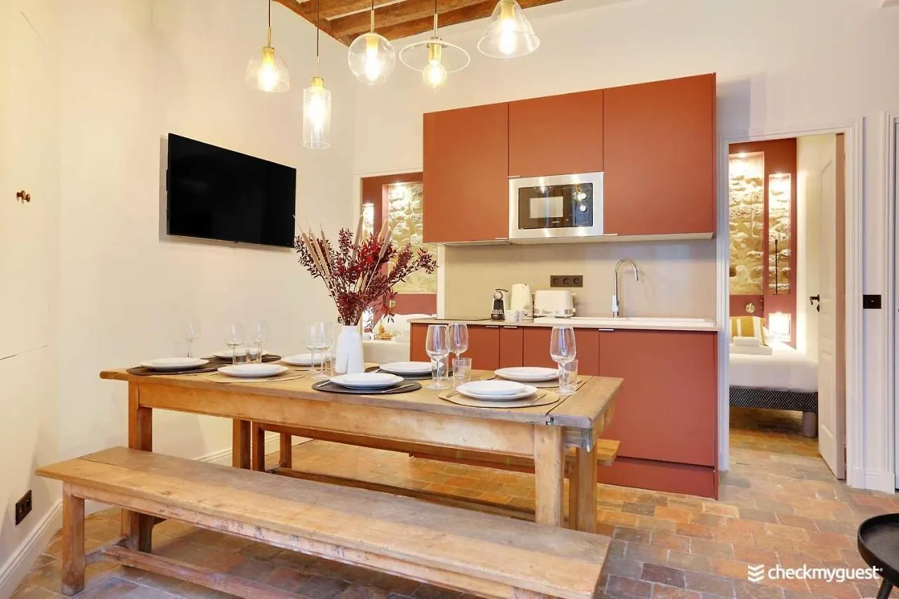 Apartment One-Of-A-Kind Spacious Home In Le Marais Paris Frankreich
